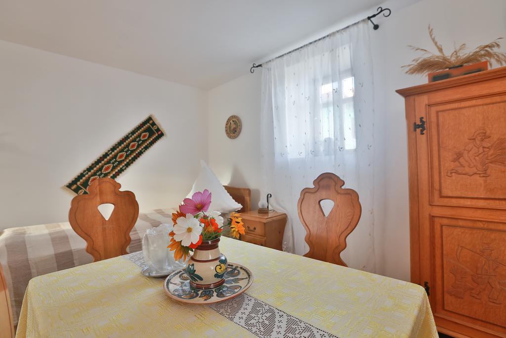 Pensiunea Casa Canda Salasu de Sus Zimmer foto